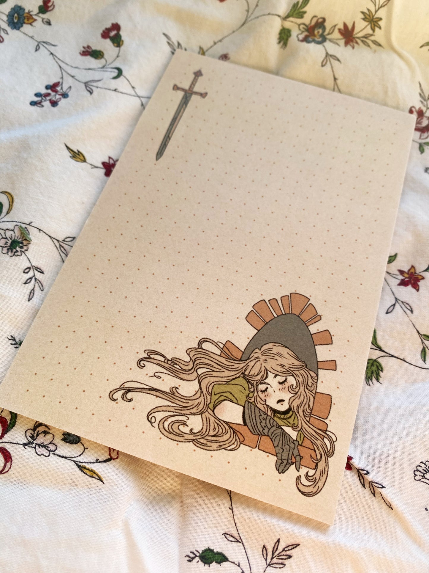 Gauntlet Girl Magnetic Dot Grid Notepad